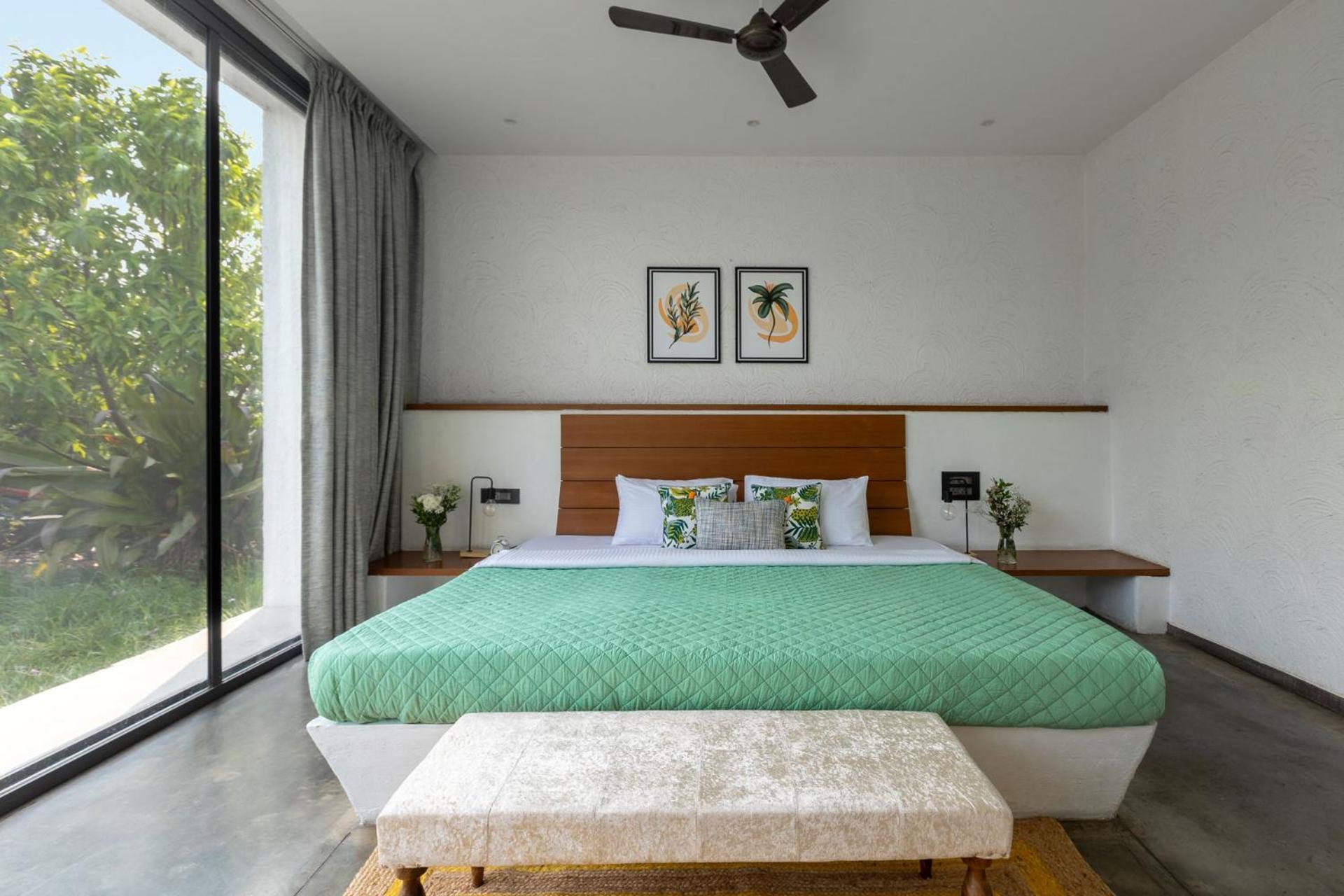 Open House By Stayvista: Nature Retreat with Pool & Expansive Lawn Shikrapur Exterior photo