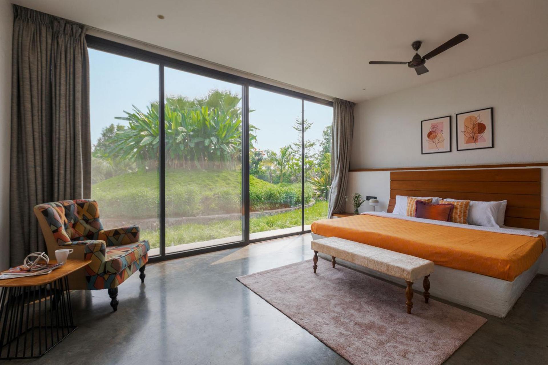 Open House By Stayvista: Nature Retreat with Pool & Expansive Lawn Shikrapur Exterior photo